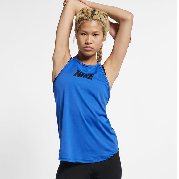 nike women's graphic training tank